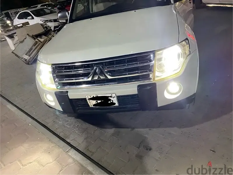 ميتسوبيشي باجيرو 2008